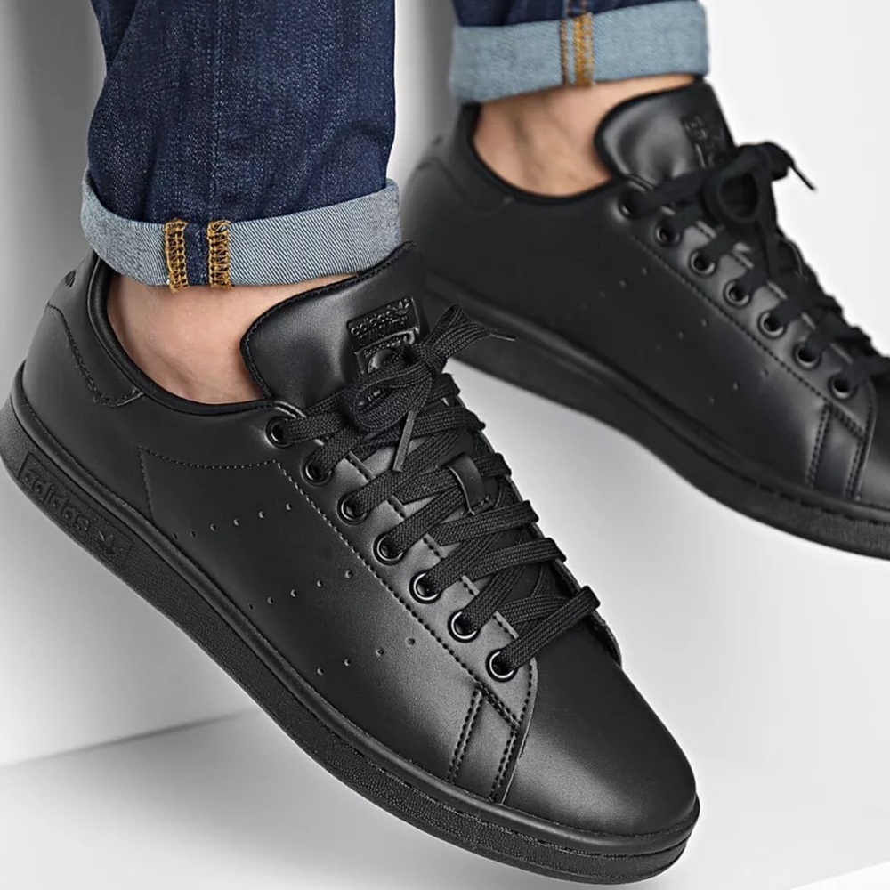 NWB Adidas Originals STAN SMITH LUX Sneakers CBlack Athletic HQ6787 Size 6.5